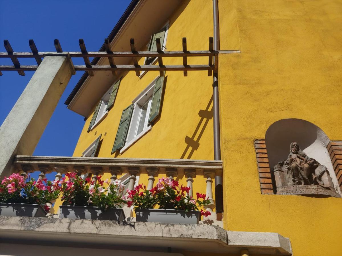 Studio Apartments Baia Azzurra 7 Torbole Sul Garda Ngoại thất bức ảnh